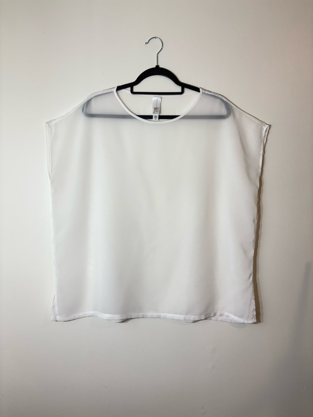 Wynne Layers Sheer Sleeveless Top Oversized Layering S